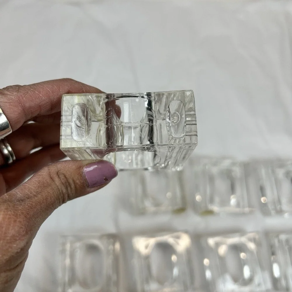 Vintage Crest Taiwan Mid-century Modern Lucite Acrylic Square Napkin Rings - 8